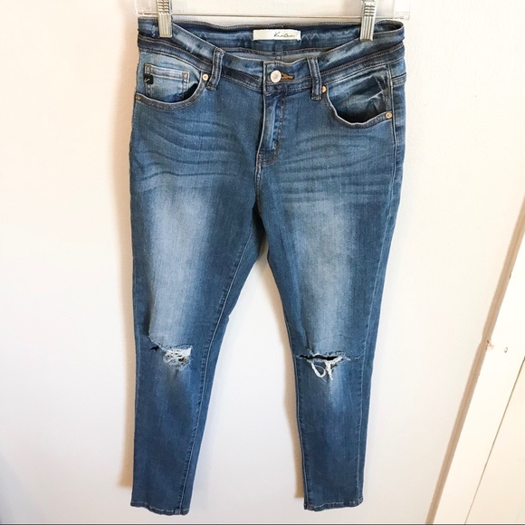 KanCan Denim - Women’s KanCan skinny jeans.